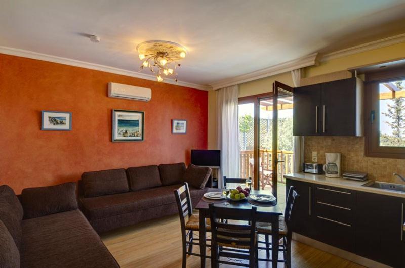 Agios Nikitas Resort Villas エクステリア 写真