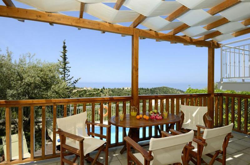 Agios Nikitas Resort Villas エクステリア 写真